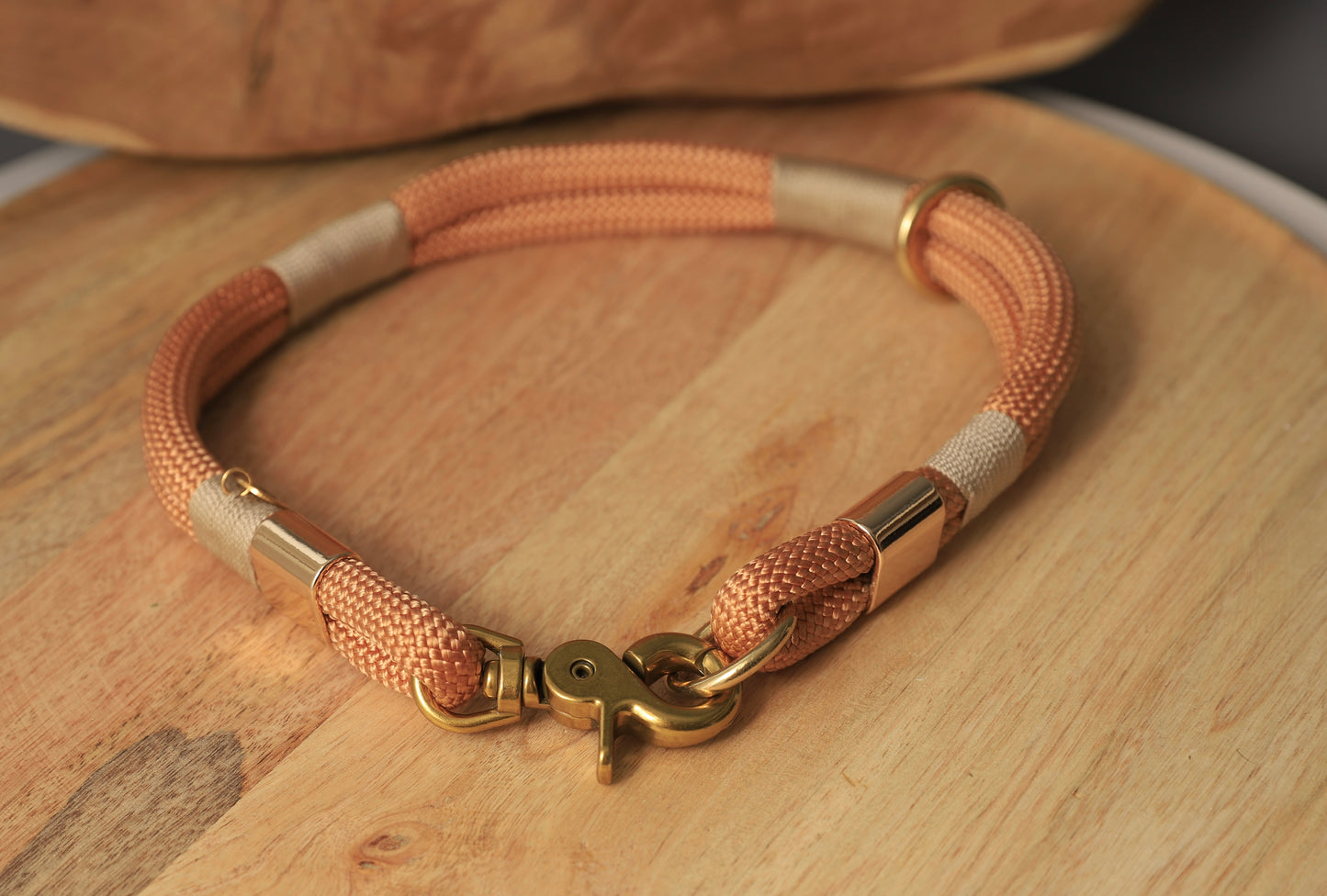 Collier porte-médaille corde double - Différents coloris