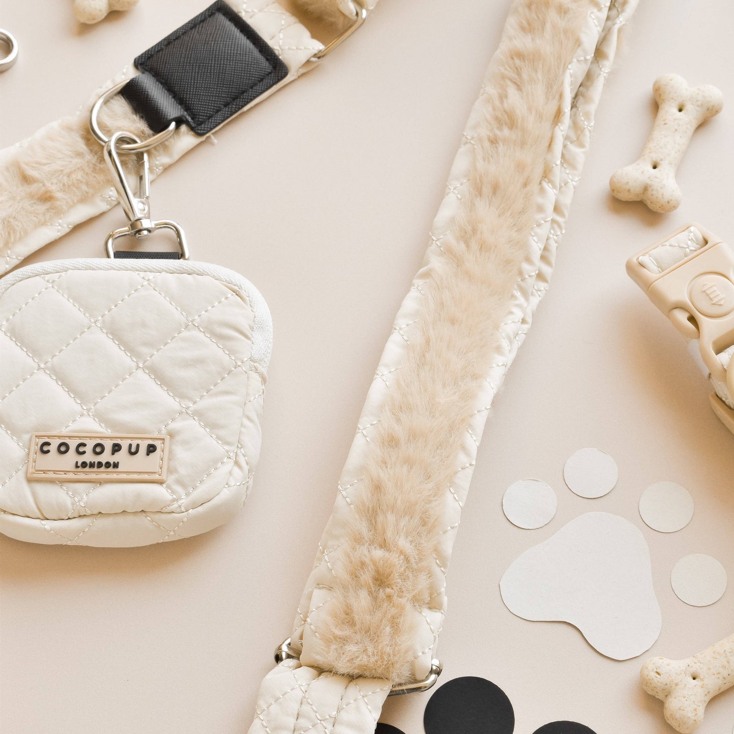Ensemble Sac de promenade + sangle + pochette frifri pour chien - Matelassé
